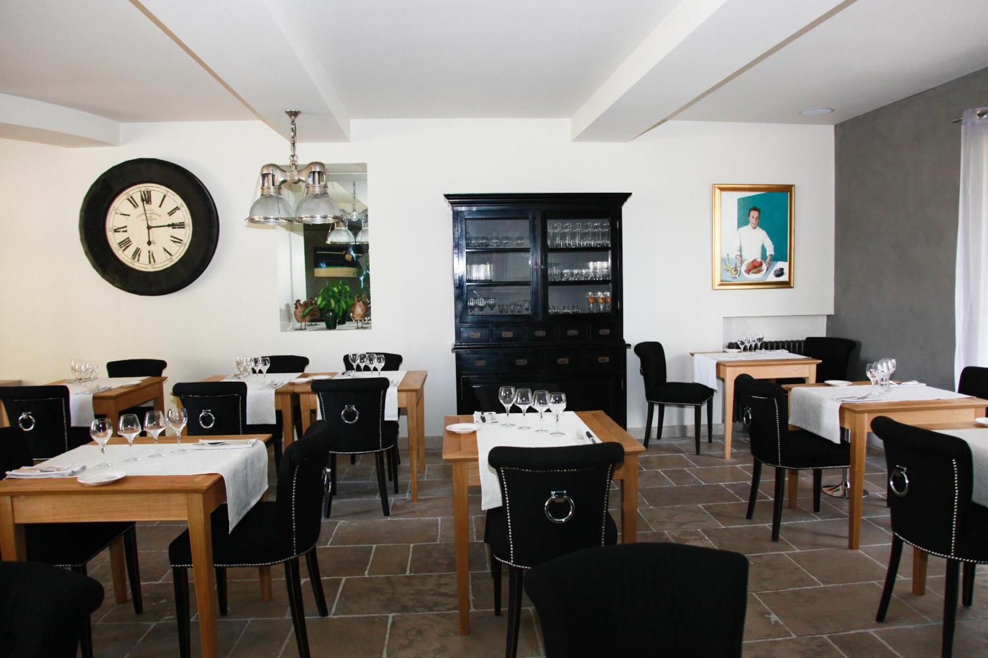 Le Pre Du Moulin - Maison Alonso - Hotel & Restaurant Sérignan-du-Comtat Exteriör bild